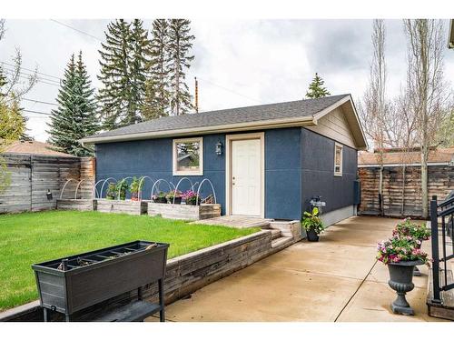 65 Galway Crescent Sw, Calgary, AB - Outdoor With Exterior