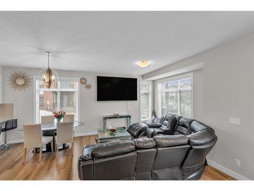 305 Sage Meadows Gardens Nw, Calgary, AB - Indoor Photo Showing Living Room