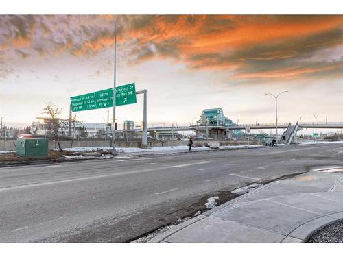 708-3820 Brentwood Road Nw, Calgary, AB - Outdoor With View