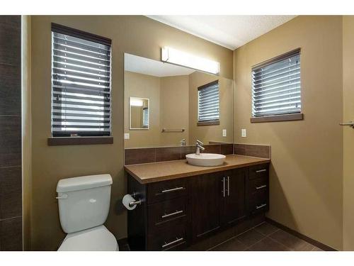 167 89 Street Sw, Calgary, AB - Indoor Photo Showing Bathroom