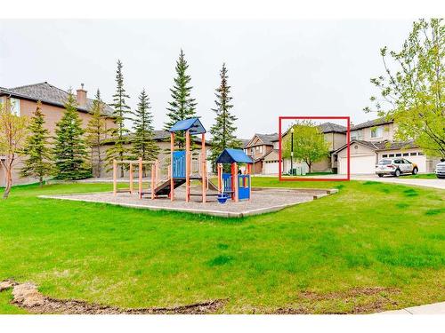 81 Royal Crest View Nw, Calgary, AB - Outdoor