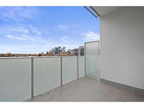 405-1107 Gladstone Road Nw, Calgary, AB - Outdoor With Balcony With Exterior