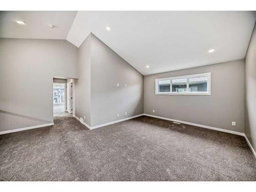 38 Calhoun Crescent, Calgary, AB - Indoor Photo Showing Other Room