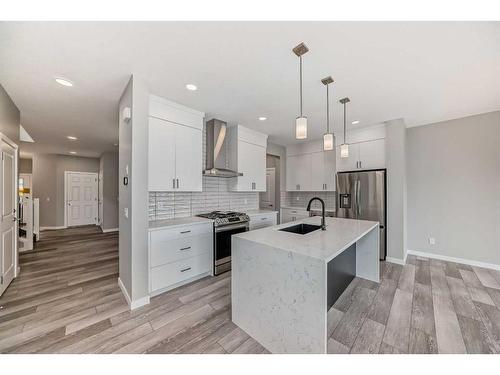 38 Calhoun Crescent, Calgary, AB - Indoor Photo Showing Kitchen With Upgraded Kitchen