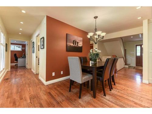 6948 Livingstone Drive Sw, Calgary, AB - Indoor Photo Showing Dining Room
