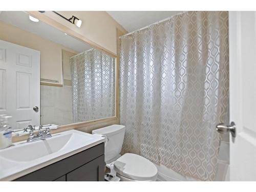 112-3809 45 Street Sw, Calgary, AB - Indoor Photo Showing Bathroom