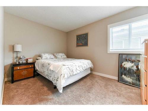 2-2121 34 Avenue Sw, Calgary, AB - Indoor Photo Showing Bedroom