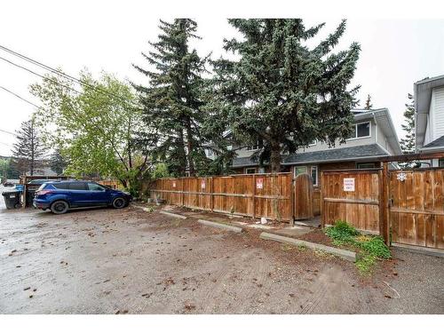 2-2121 34 Avenue Sw, Calgary, AB - Outdoor