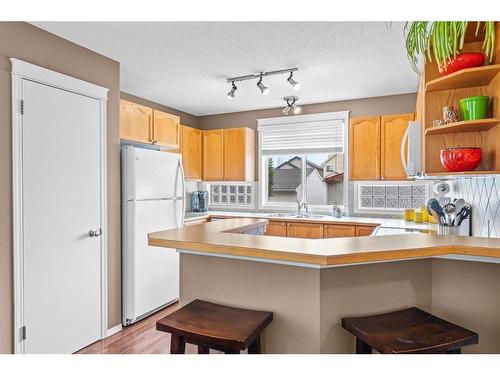 161 Tuscany Springs Way Nw, Calgary, AB - Indoor Photo Showing Kitchen