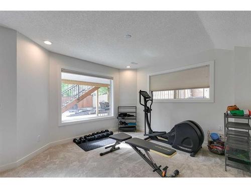 2199 Sirocco Drive Sw, Calgary, AB - Indoor Photo Showing Gym Room