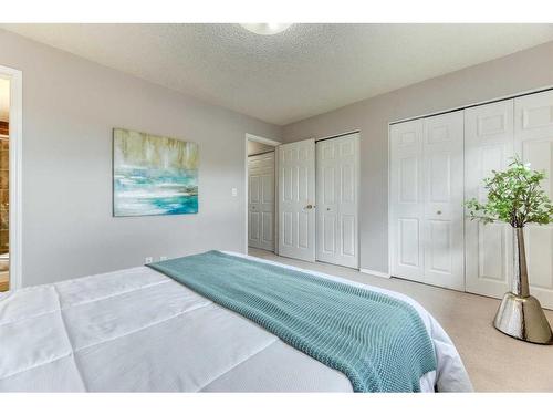 14-635 Marsh Road Ne, Calgary, AB - Indoor Photo Showing Bedroom