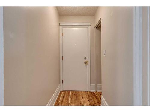 403-1817 11 Avenue Sw, Calgary, AB - Indoor Photo Showing Other Room