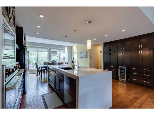 71 Victoria Cross Boulevard Sw, Calgary, AB - Indoor Photo Showing Kitchen With Upgraded Kitchen