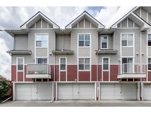 3138 New Brighton Gardens Se, Calgary, AB - Outdoor With Facade