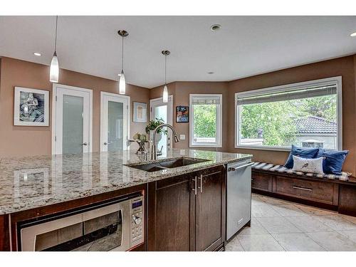 707 20 Street Nw, Calgary, AB - Indoor Photo Showing Kitchen With Double Sink