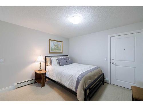 1307-10221 Tuscany Boulevard Nw, Calgary, AB - Indoor Photo Showing Bedroom