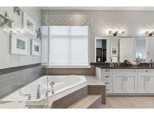 6 Timberline Place Sw, Calgary, AB - Indoor Photo Showing Bathroom