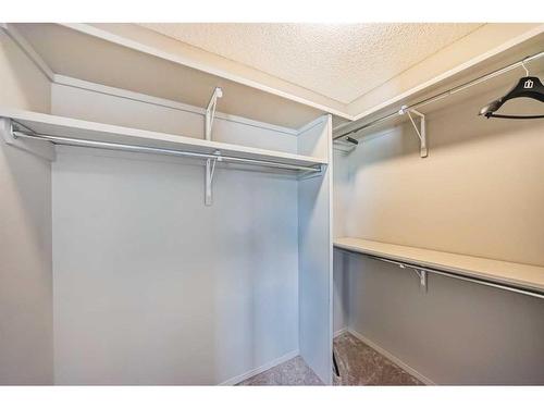 258 Citadel Meadow Grove Nw, Calgary, AB - Indoor With Storage