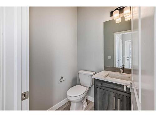 71 Amblefield Avenue, Calgary, AB - Indoor Photo Showing Bathroom