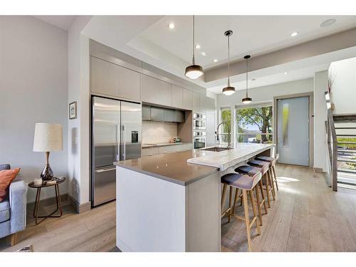 1823 William Street Se, Calgary, AB - Indoor Photo Showing Kitchen With Upgraded Kitchen