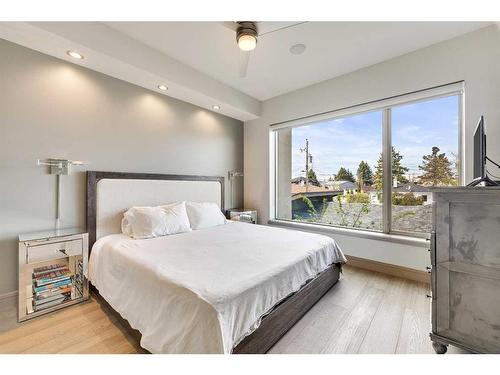 1823 William Street Se, Calgary, AB - Indoor Photo Showing Bedroom