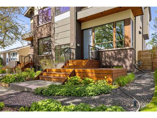 1823 William Street Se, Calgary, AB - Outdoor With Deck Patio Veranda