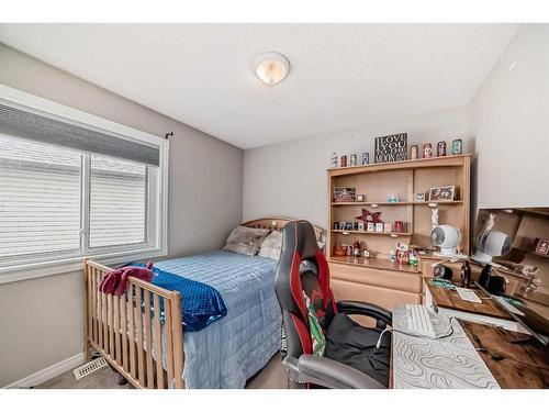 98 Coville Circle Ne, Calgary, AB - Indoor Photo Showing Bedroom