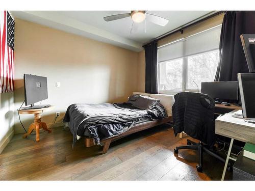307-1730 5A Street Sw, Calgary, AB - Indoor Photo Showing Bedroom