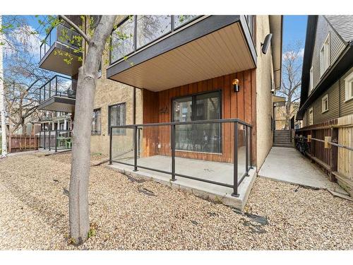 102-917 18 Avenue Sw, Calgary, AB - Outdoor With Exterior