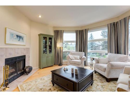 1924 30 Avenue Sw, Calgary, AB - Indoor Photo Showing Living Room With Fireplace
