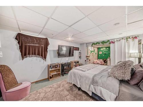 109 Hidden Valley Place, Calgary, AB - Indoor Photo Showing Bedroom