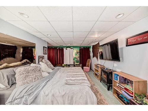 109 Hidden Valley Place, Calgary, AB - Indoor Photo Showing Bedroom