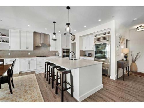 33 Lucas Cove Nw, Calgary, AB - Indoor Photo Showing Kitchen With Upgraded Kitchen