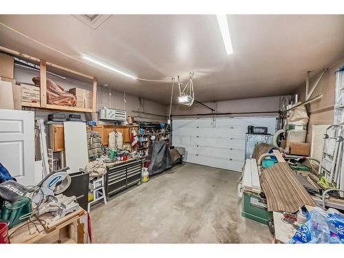 15 Coral Sands Place Ne, Calgary, AB - Indoor Photo Showing Garage