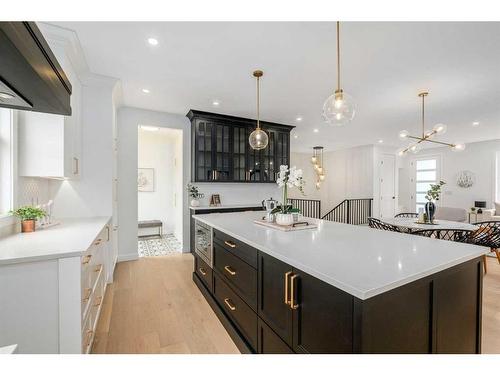 407 Wilkinson Place Se, Calgary, AB - Indoor Photo Showing Kitchen With Upgraded Kitchen