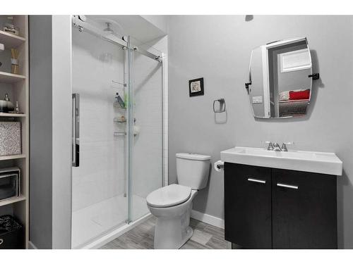 51 Sage Bank Court Nw, Calgary, AB - Indoor Photo Showing Bathroom