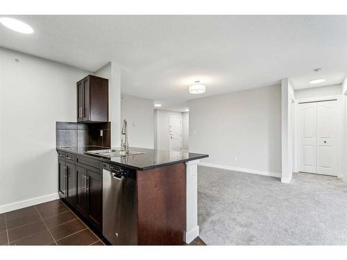 427-355 Taralake Way Ne, Calgary, AB - Indoor Photo Showing Kitchen