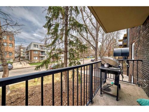 202-635 57 Avenue Sw, Calgary, AB - Outdoor With Exterior