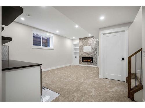 3112 14 Avenue Sw, Calgary, AB - Indoor With Fireplace