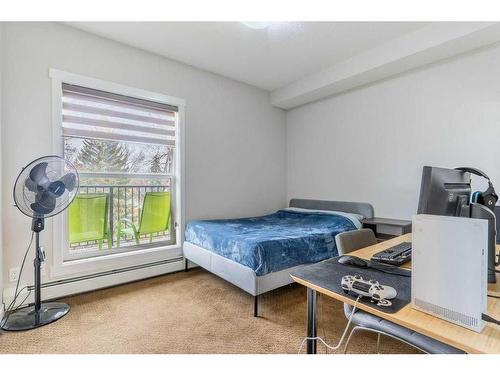 301-1740 9 Street Nw, Calgary, AB - Indoor Photo Showing Bedroom