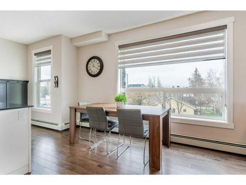 301-1740 9 Street Nw, Calgary, AB - Indoor Photo Showing Dining Room