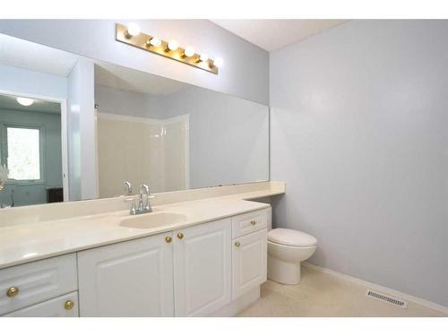 35 Bridlewood Avenue Sw, Calgary, AB - Indoor Photo Showing Bathroom