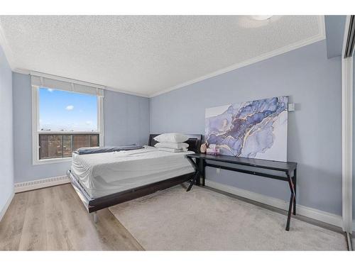 1150-1001 13 Avenue Sw, Calgary, AB - Indoor Photo Showing Bedroom