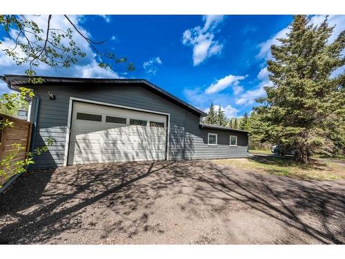 19 Dry Creek Bay, Airdrie, AB - Outdoor