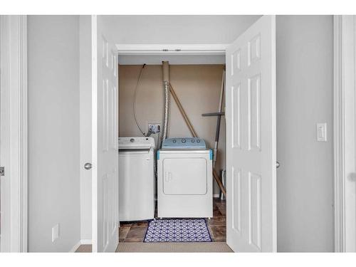 127 Kincora Heath Nw, Calgary, AB - Indoor Photo Showing Laundry Room