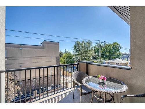 305-3320 3 Avenue Nw, Calgary, AB - Outdoor With Balcony With Exterior