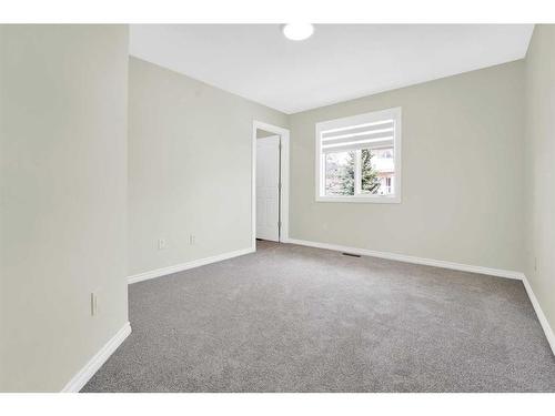 159 Schiller Crescent Nw, Calgary, AB - Indoor Photo Showing Other Room