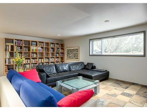 11 Westbluff Ridge, Rural Rocky View County, AB - Indoor Photo Showing Living Room