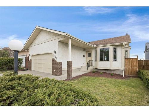 140 Sanderling Rise Nw, Calgary, AB - Outdoor