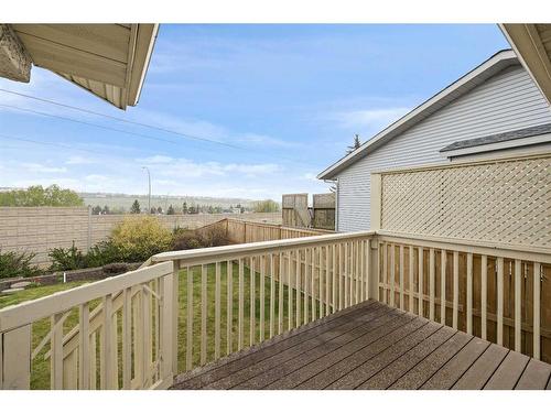 140 Sanderling Rise Nw, Calgary, AB - Outdoor With Deck Patio Veranda With Exterior
